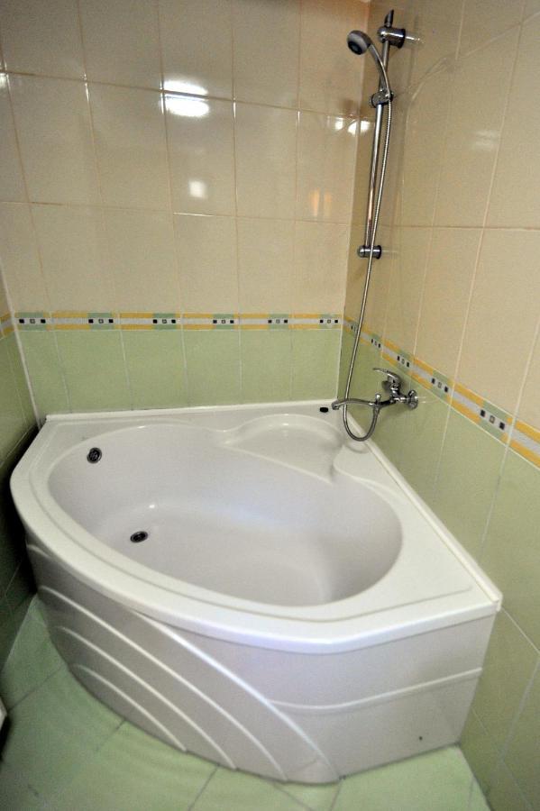 Pensiunea Central Reghin Zewnętrze zdjęcie